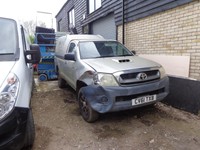 bit damage needs wing bumper head light drives fine no mot