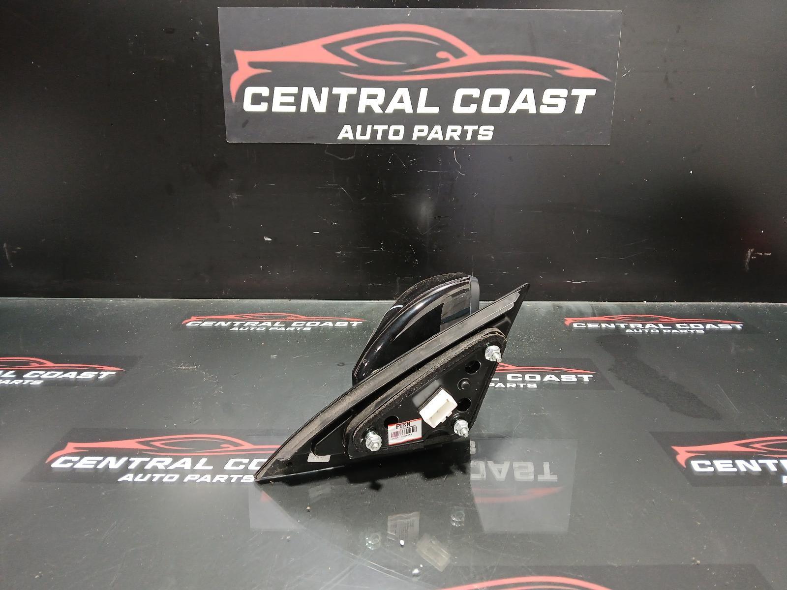 2018 Hyundai I30 RIGHT DOOR MIRROR PD HATCH (S.KOREA VIN KMHH) W/ POWER FOLD INDIC image 2