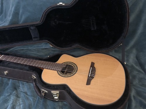 Takamine TC135SC Classical Acoustic Electric Guitar in Natural Gloss Finish