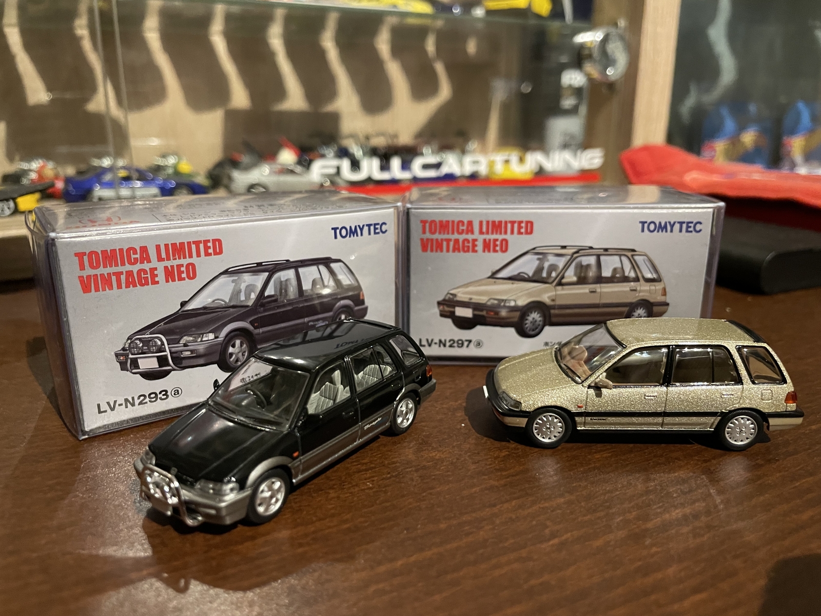 Tomica Limited Vintage Neo 1/64 LV-N297a Honda Civic Shuttle