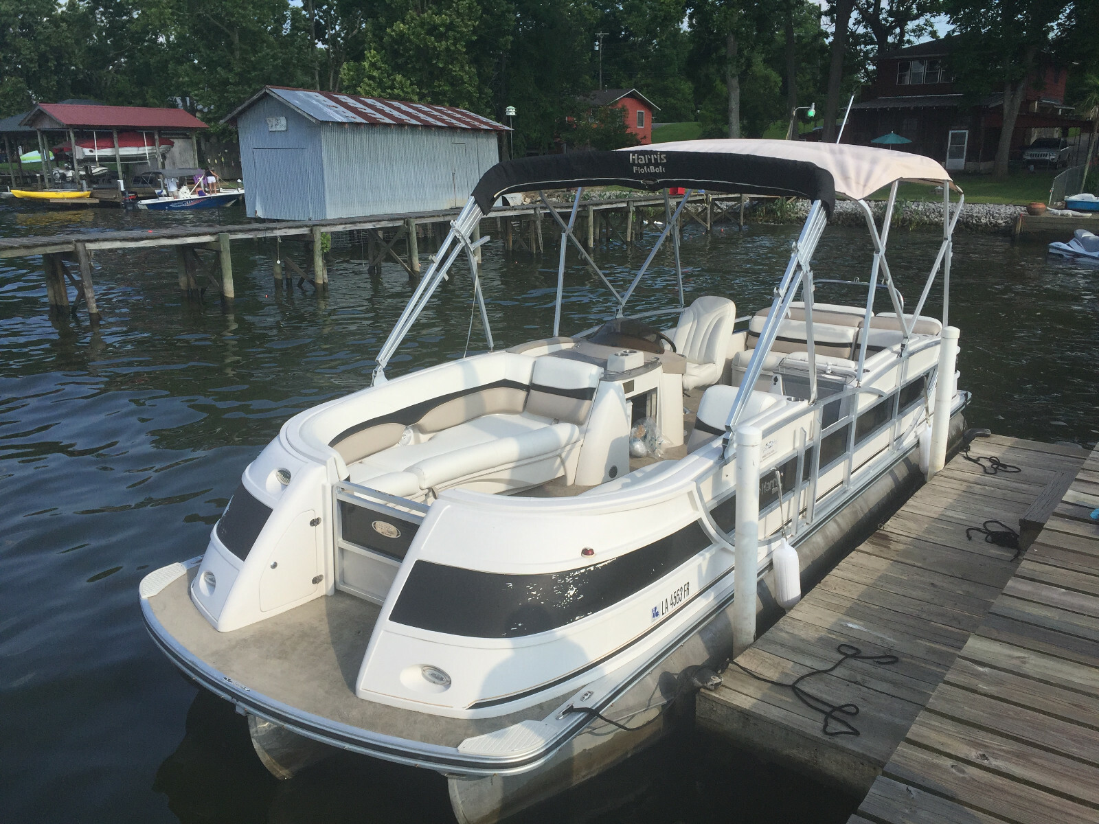 2007 Harris 250 Crowne 25 ft Triple Pontoon Boat