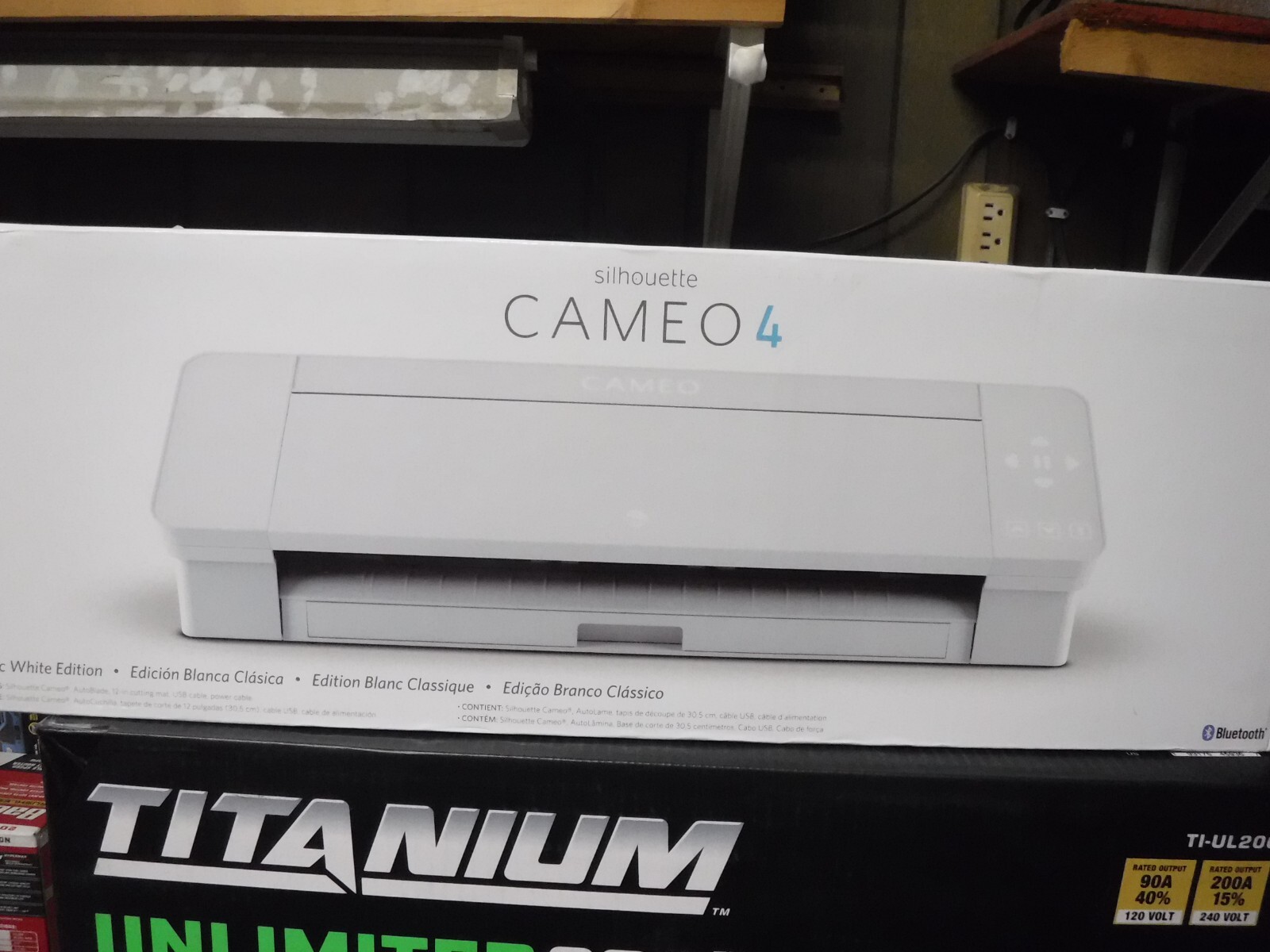 NEW* Silhouette Cameo 4, Smart Craft Cutting Machine, White