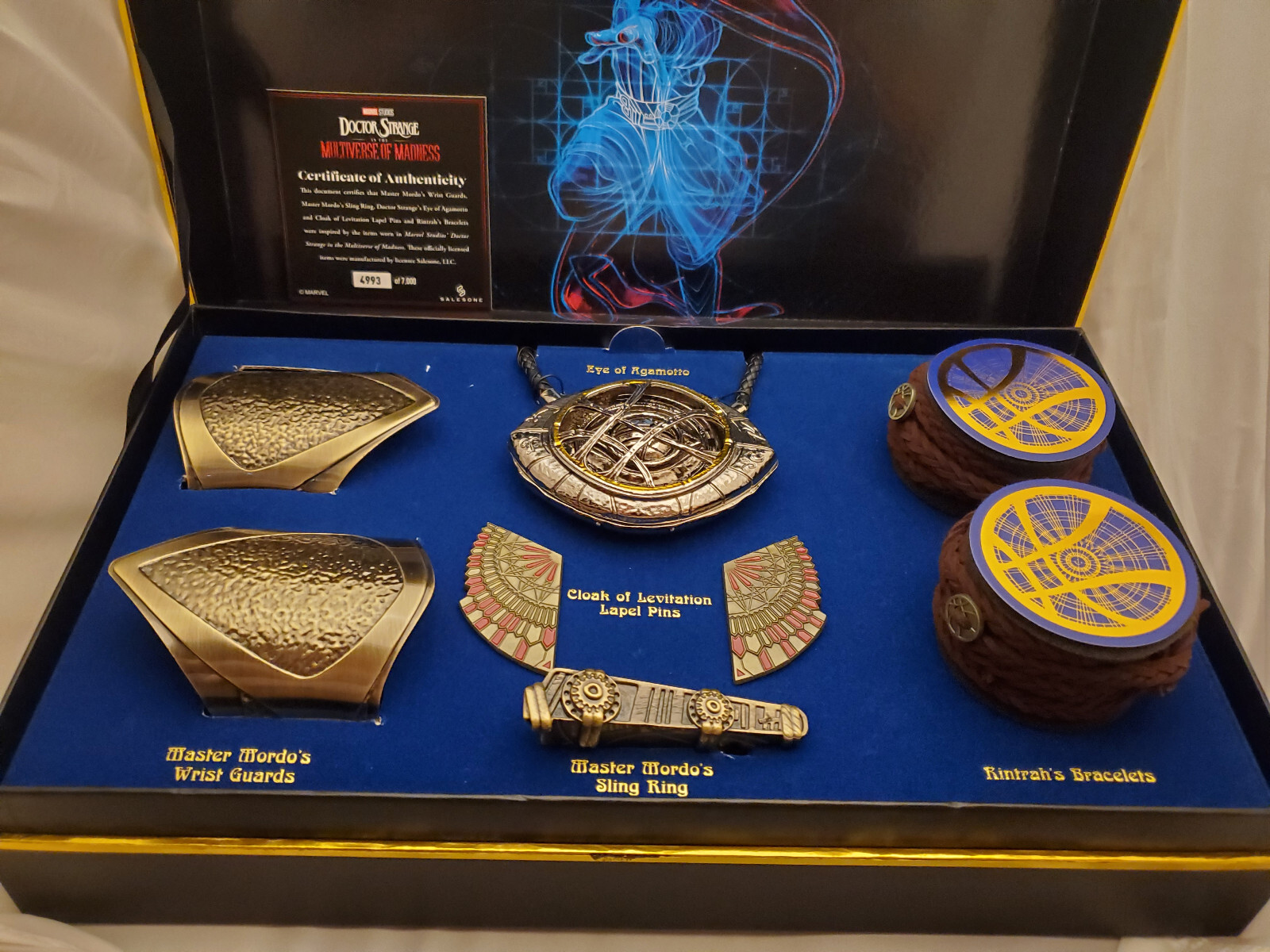 らび　MULTIVERSE OF MADNESS SalesOne Doctor Strange Multiverse of Madness Collector Box