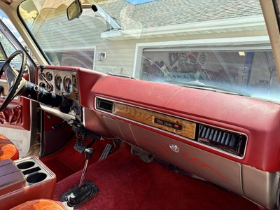 image 14 of interior