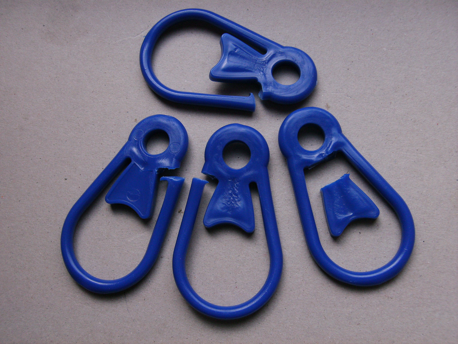 Silverline Tarpaulin Clips 4pk 231639 eBay