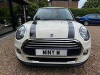 MINI COOPER 1.5 HATCH 3dr