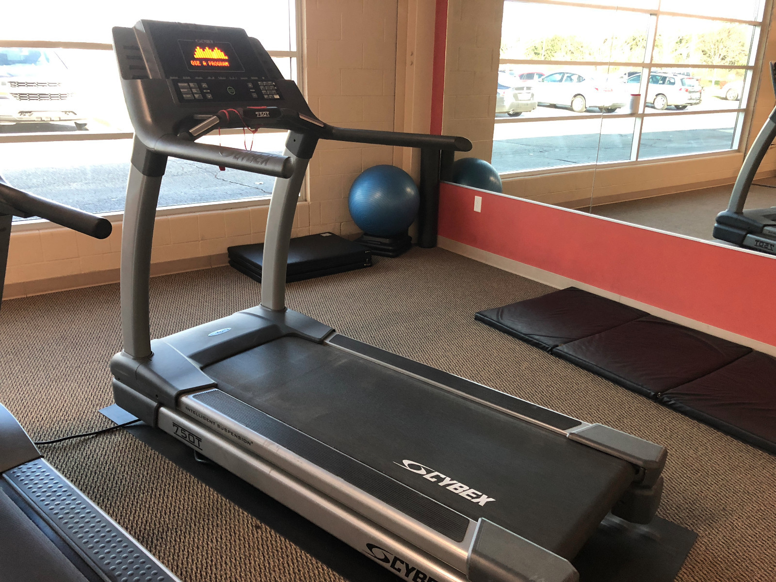 Treadmill t790