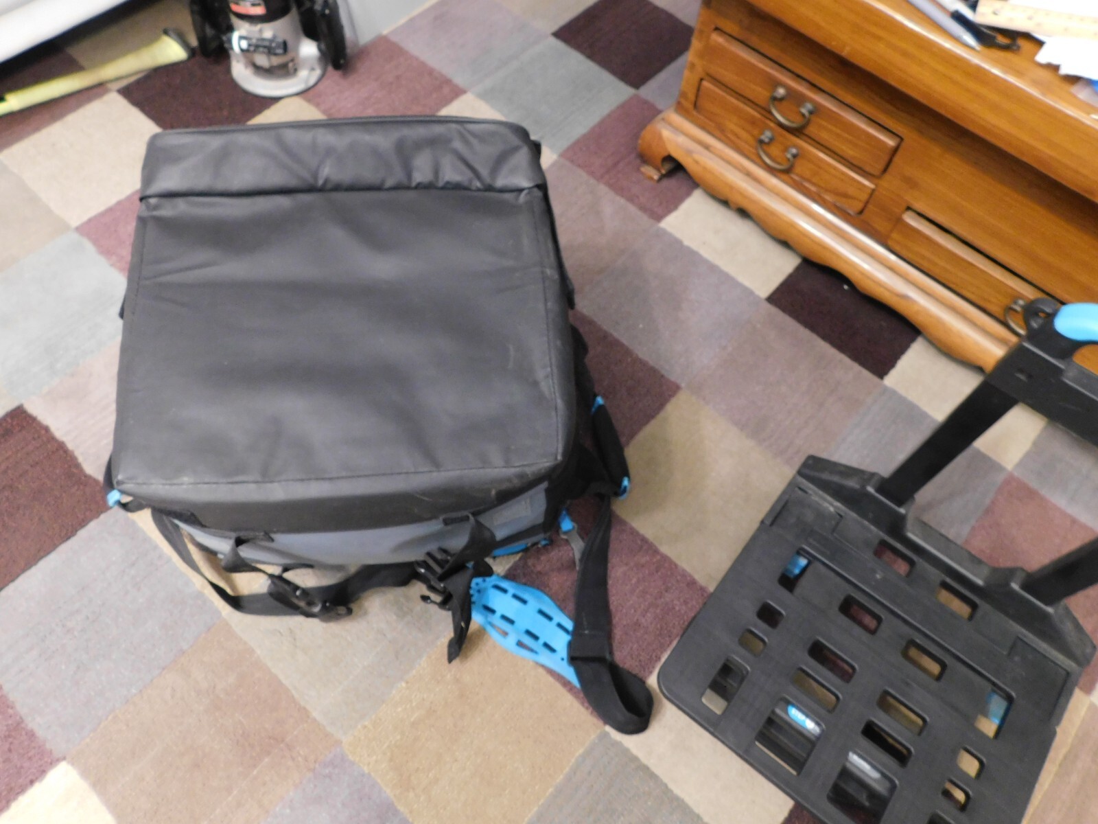 Arctic Zone Titan Deep Freeze cooler and dollie