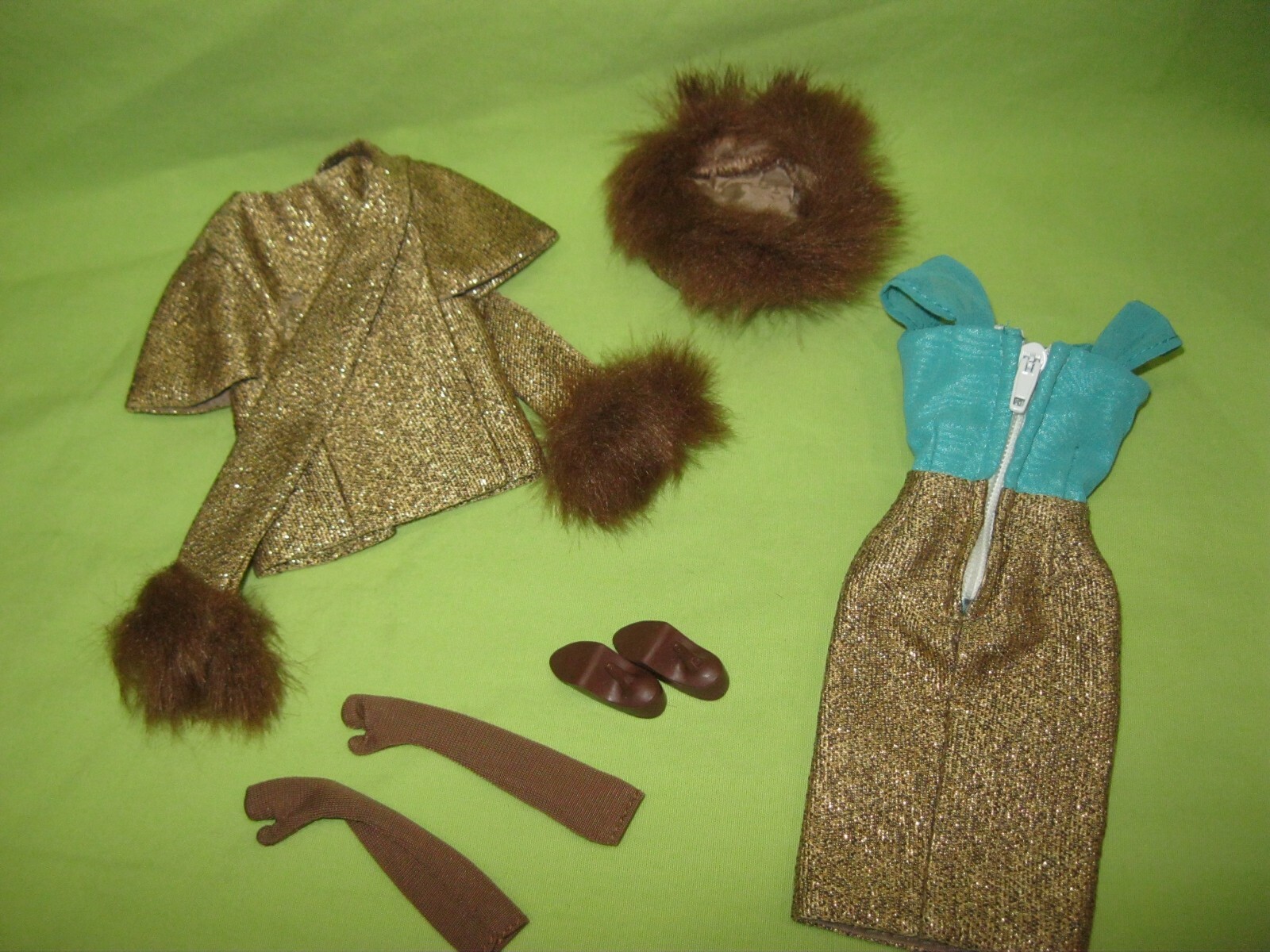 Vintage REPRO #1647 Barbie GOLDEN GLAMOUR Fashion OUTFIT w/ Hat Gloves & Shoes