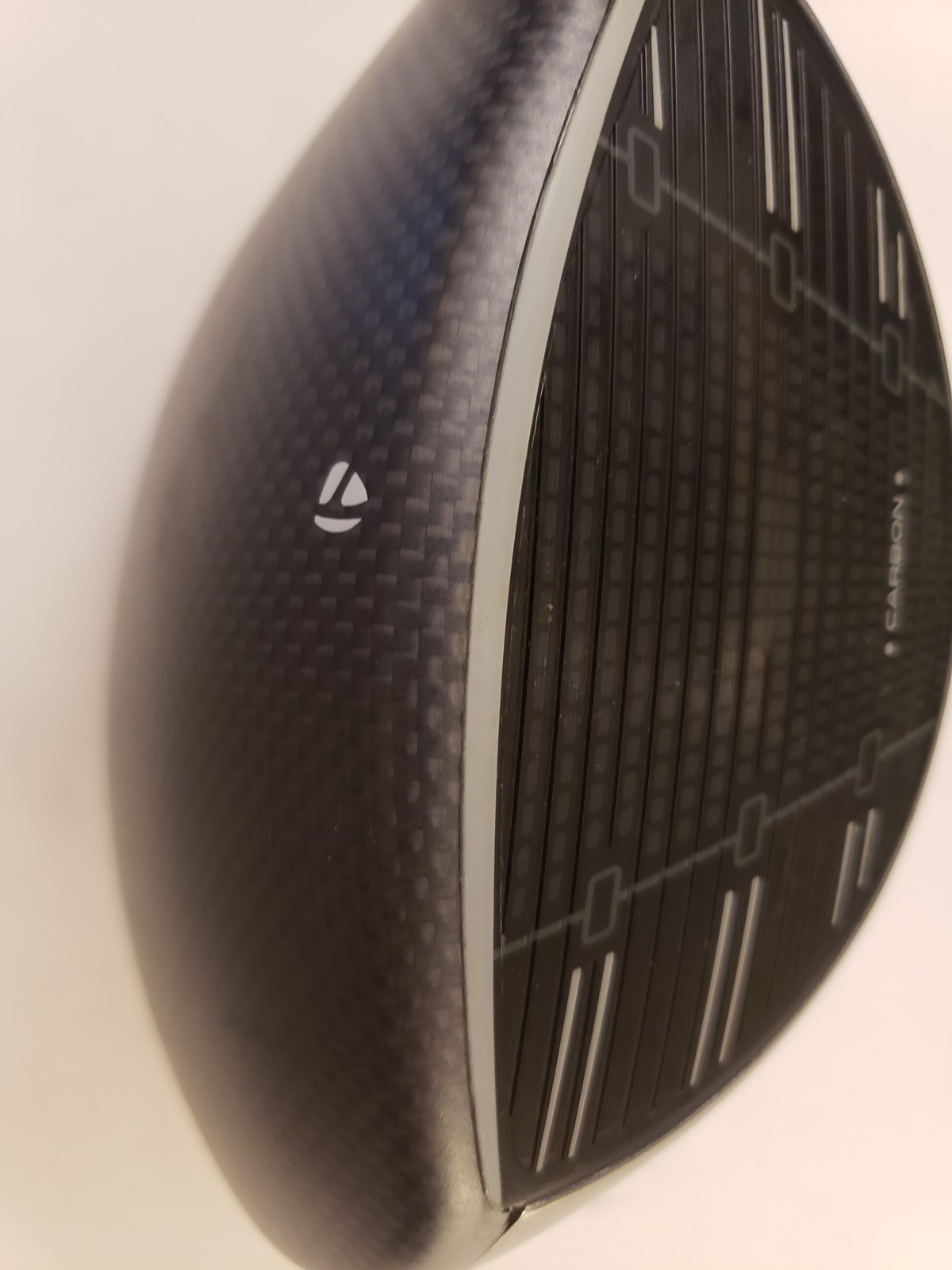 Used TaylorMade Qi35 Driver 10.5* - Fujikura Ventus 5-R - Regular - RH