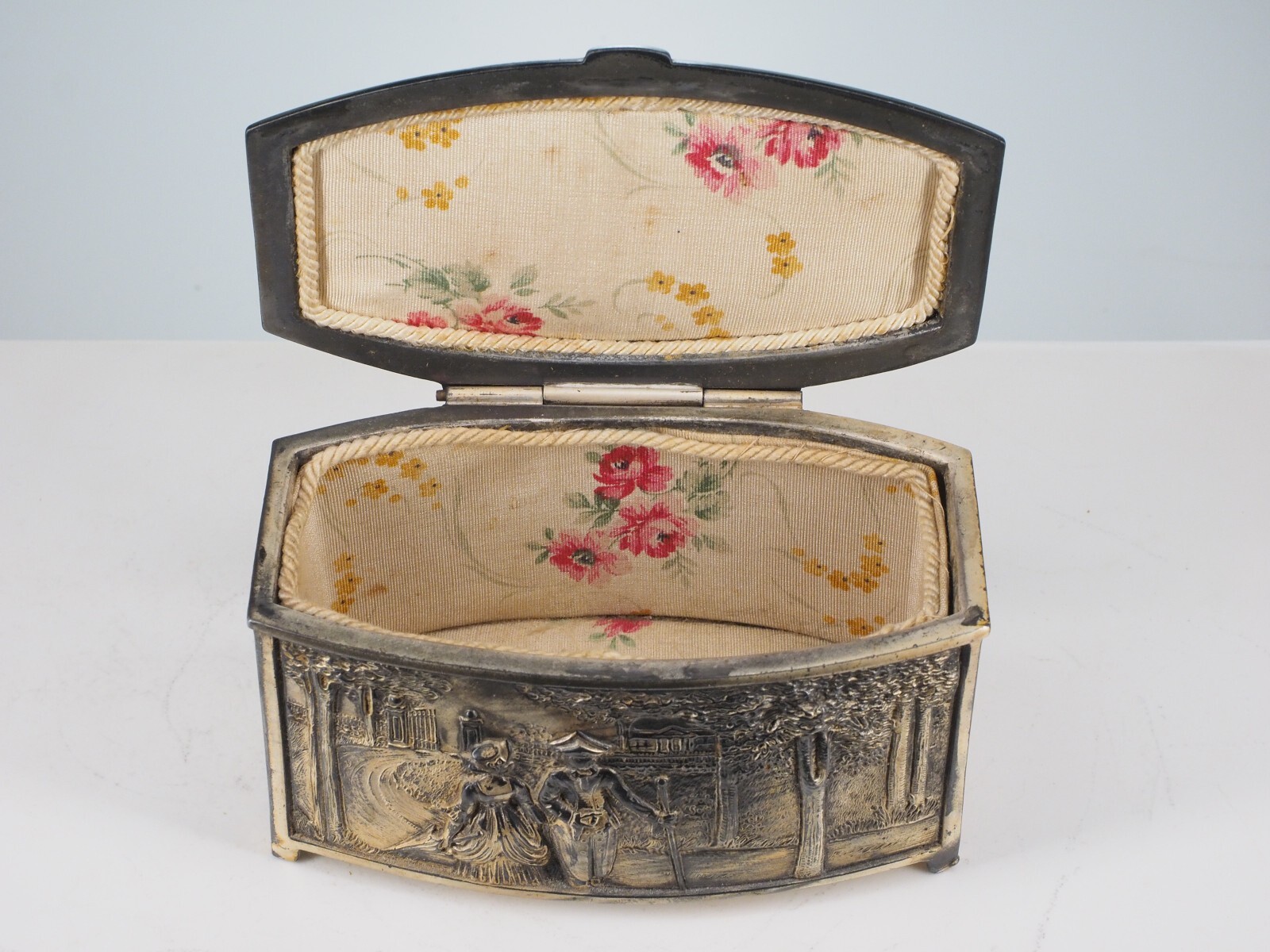 Antique metal jewelry casket box marked W.B Mfg. Co. Weidlich Brothers