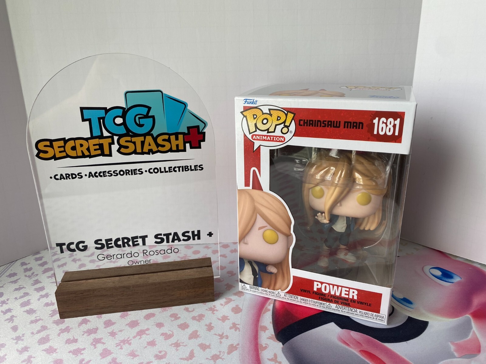 Funko Power #1681 (Funko Pop! Chainsaw Man) W/PROTECTOR