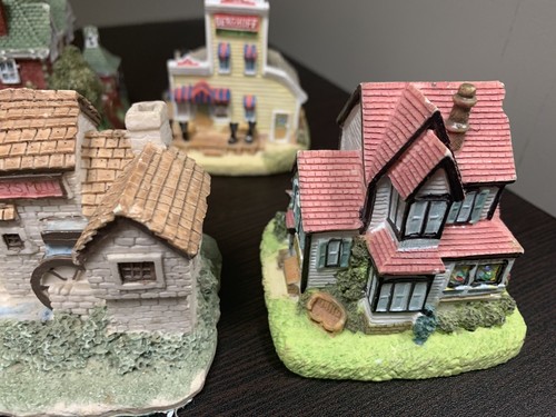 10 LIBERTY FALLS AMERICANA COLLECTION LOT HOUSES BUILDNGS AND BUSINESSES