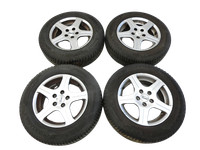 VW Polo 6R 09-14 4 x Kompletträder Aluminiumfelge Winterreifen 175/70R14 5X100 VW Polo 6R 09-14 17.12.2009 KBA46058... Vorschau 1