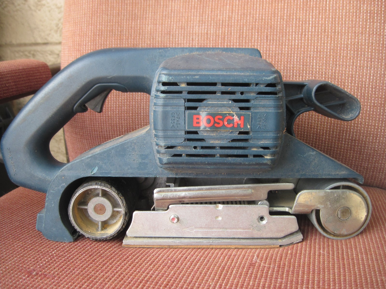 BOSCH BELT SANDER   MODEL:0601272934