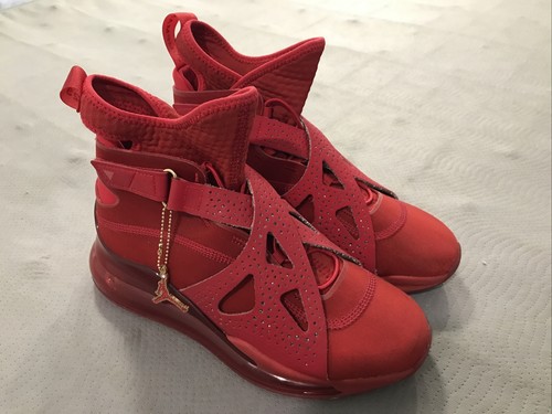 jordan air latitude 720 red