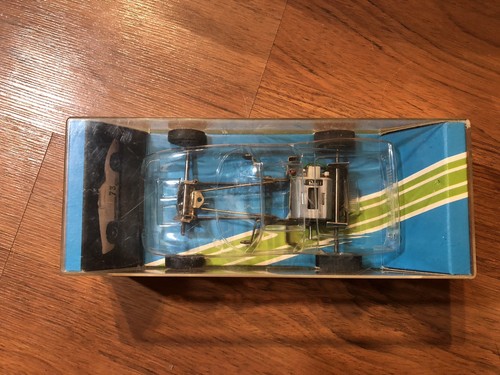 Revell GT 40 Roadster Competiton Kit Brass Chassis