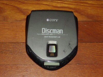 Sony D-171 Digital Bass Personal CD Player for Parts or Repair, Black & Gray