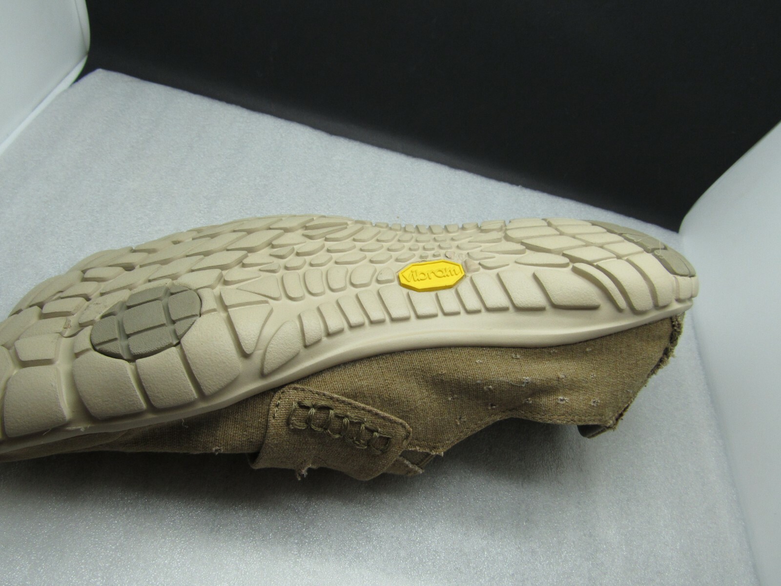 Vibram Five Fingers Mens CVT Hemp 