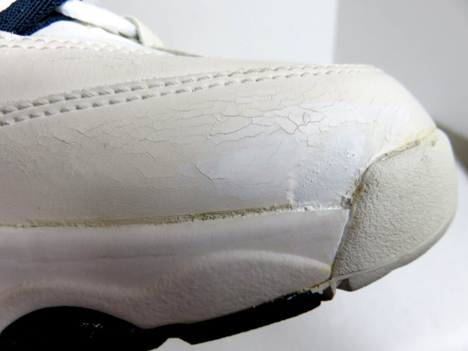 Reebok Golf Shoes Men Size 8.5 White/Black Leather RA705WSI Lace-Up Metal Spikes