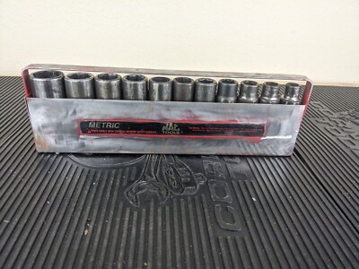 #at812  MAC Tools VDP6 1/2 Inch Drive 6 Point Deep Impact Metric Socket Set