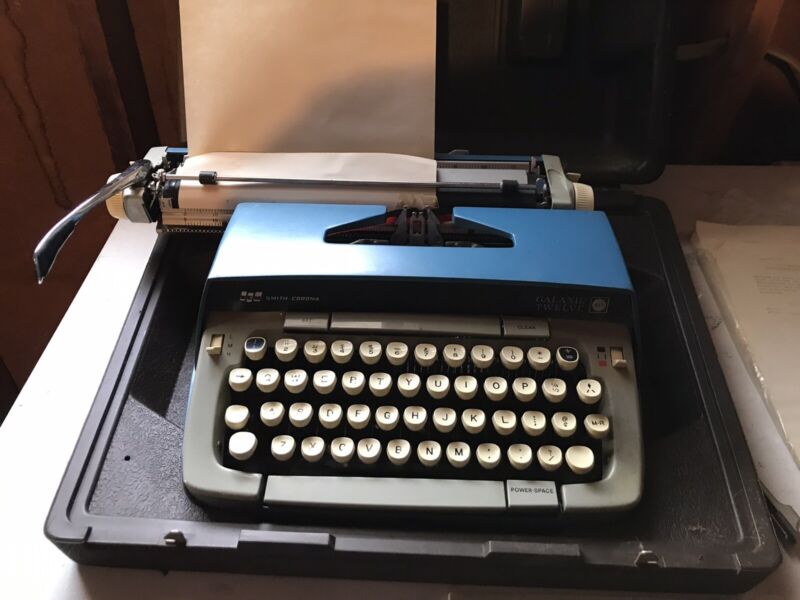 Antique Smith Corona Galaxie 12 Blue portable typewriter original case for parts