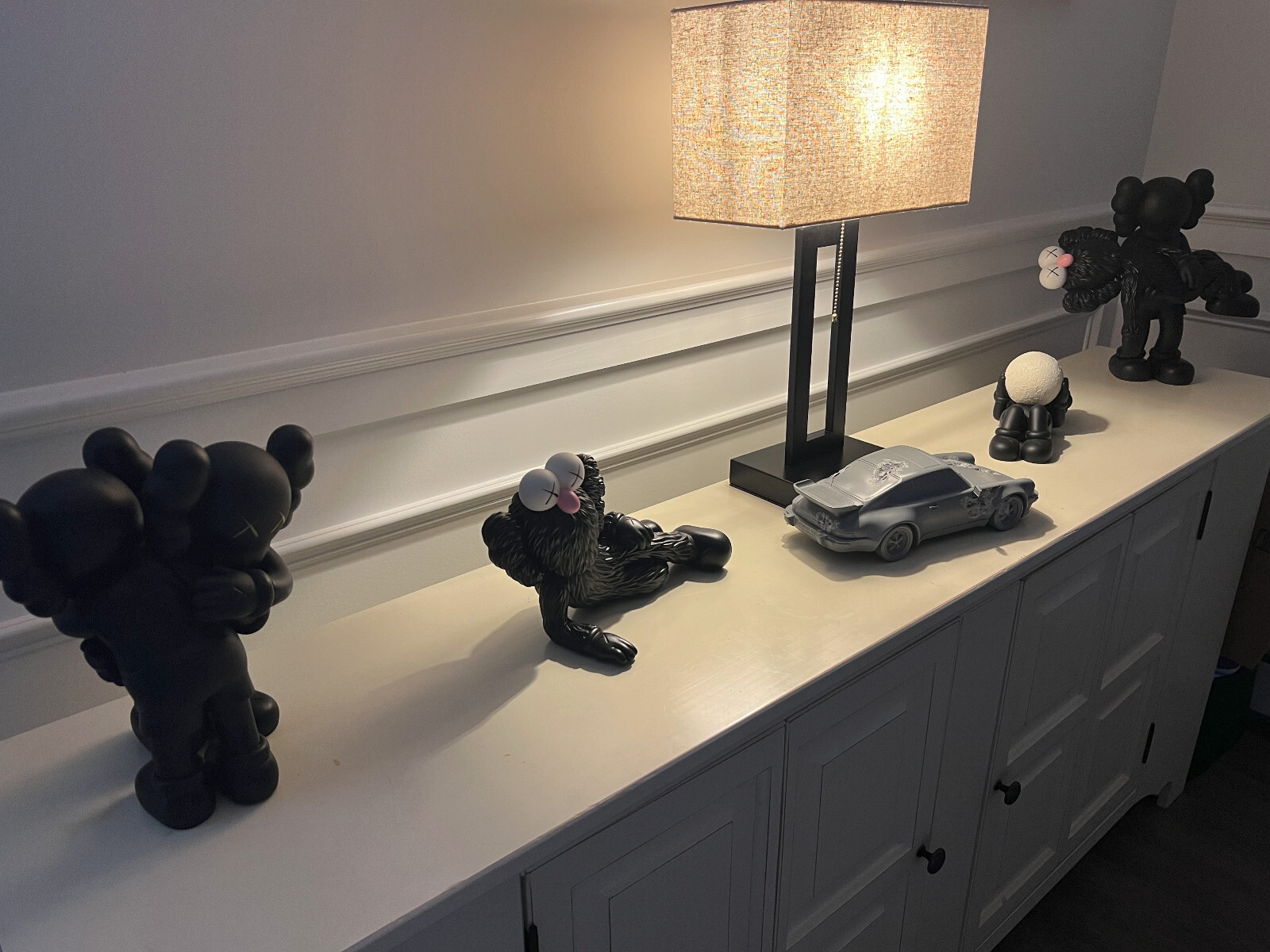 A*i様 【新品未使用】非売品 OriginalFake KAWS トランプ 赤 Kaws companion figure (377966) 3D model - Download 3D model