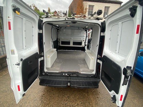 Vauxhall Vivaro image