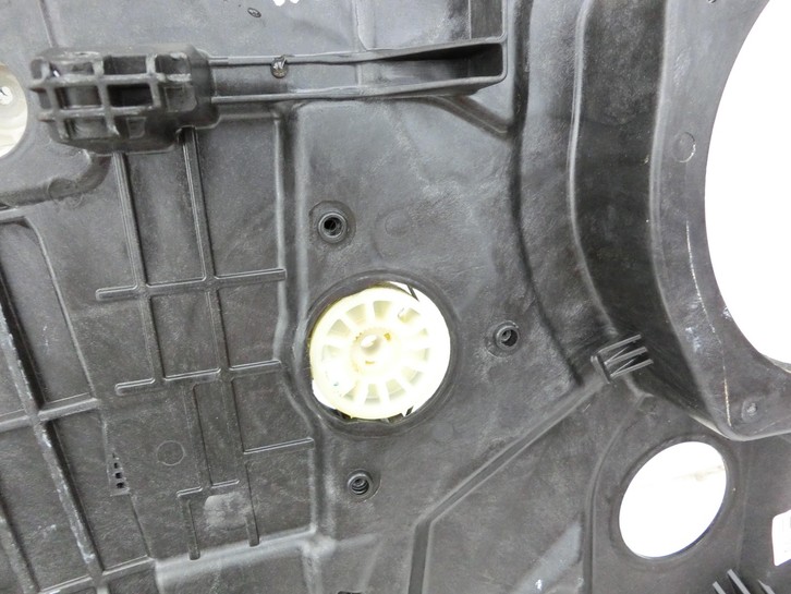 KIA Carens RP IV 13-19 Fensterheber o. FH-Motor Hinten Links KIA Carens RP IV 13-19 29.08.2014 83471A4010... Vorschau 2