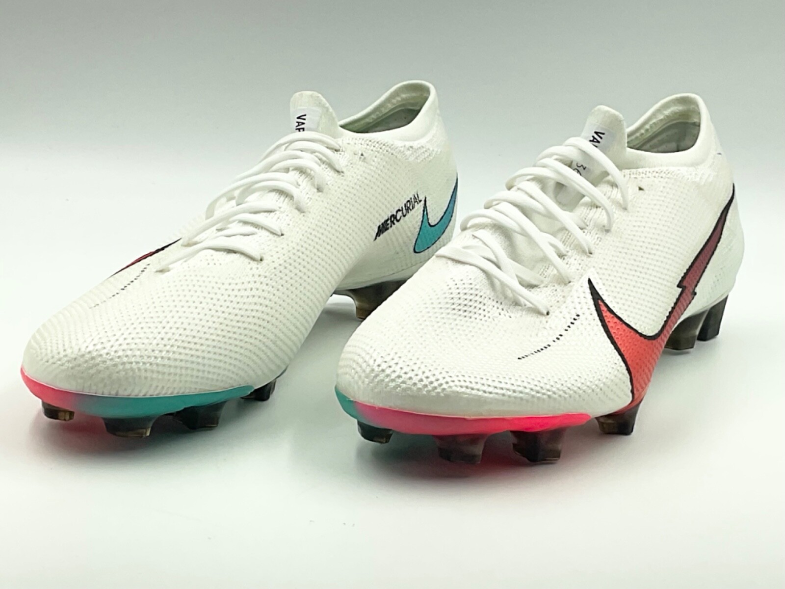 Nike Mercurial Vapor XIII Academy NJR FG Football Boots uk 7
