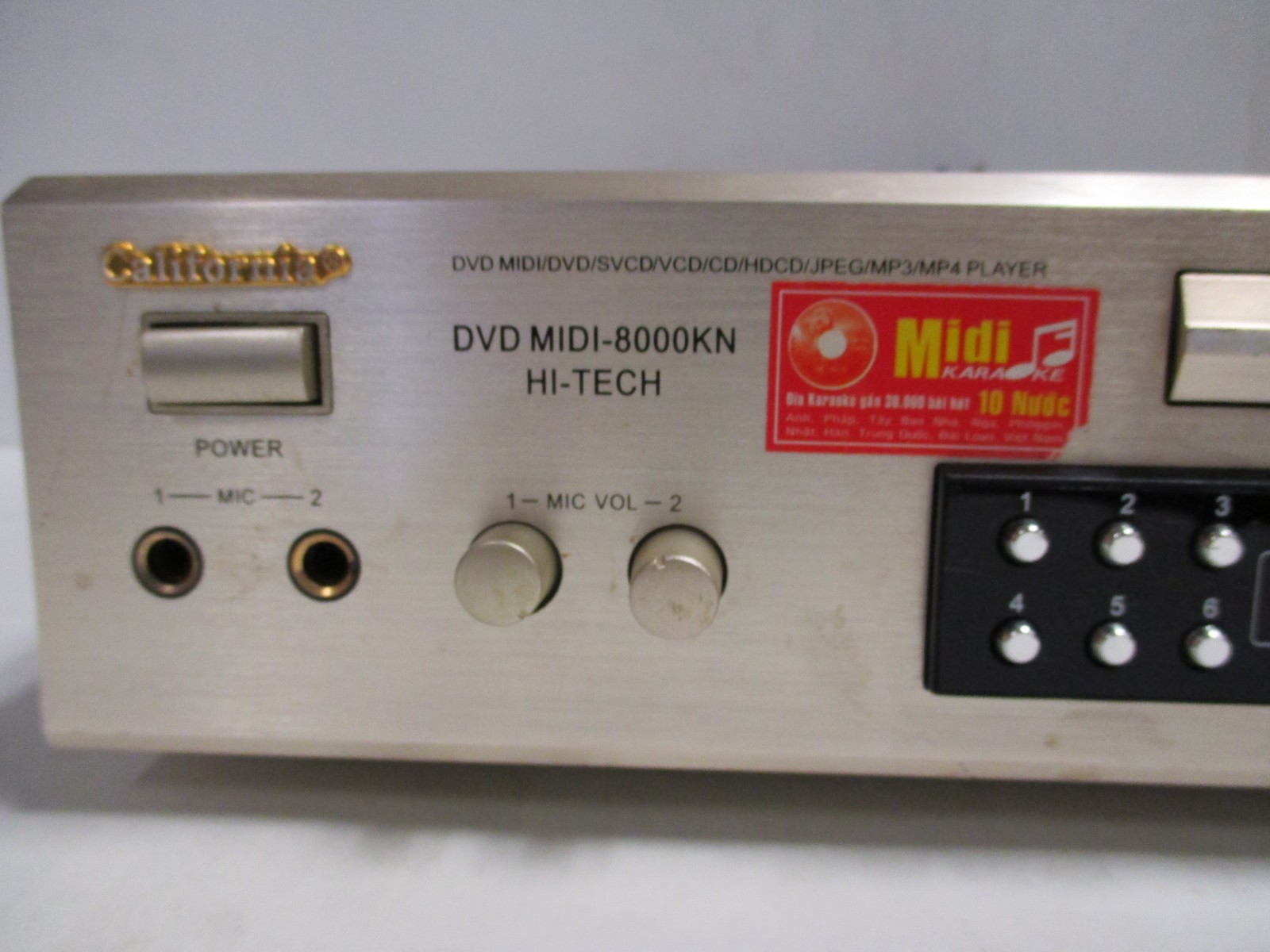 California DVD MIDI-8000KN HI-TECH Karaoke 2-Mic Input MP4 Media Player