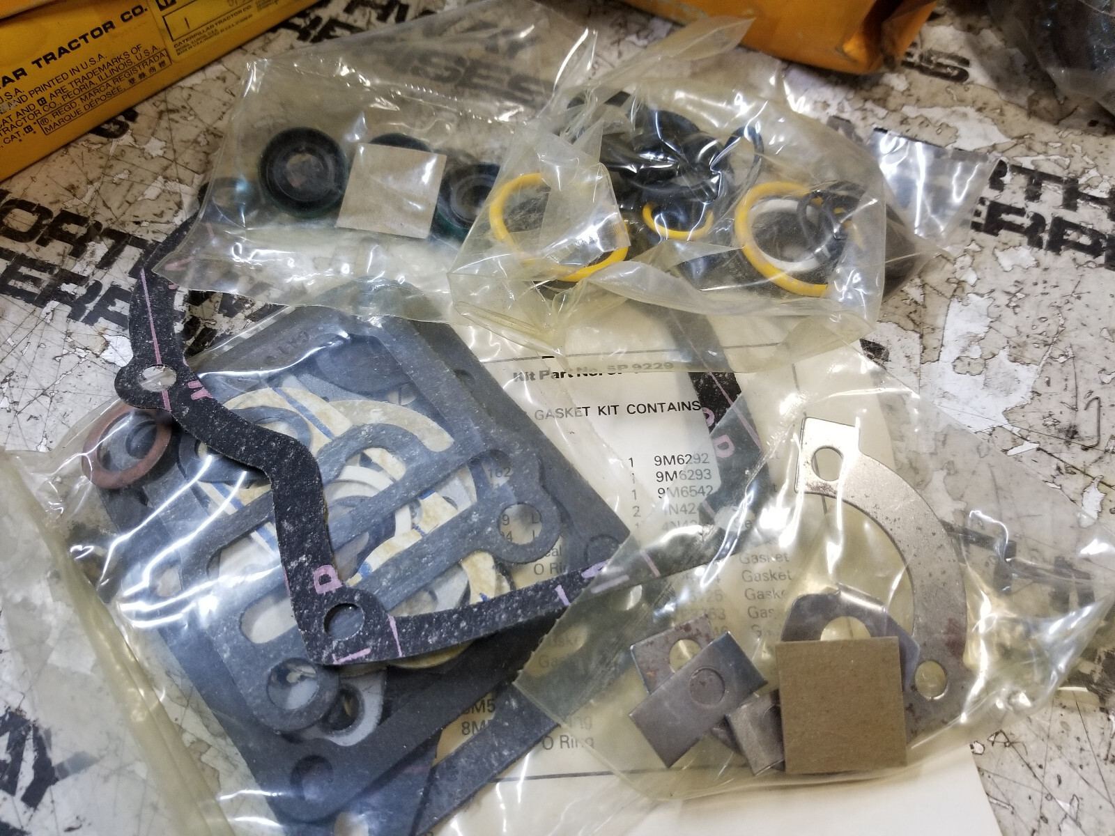 CATERPILLAR 5P-9229 GASKET KIT 5P9229 - Picture 1 of 6