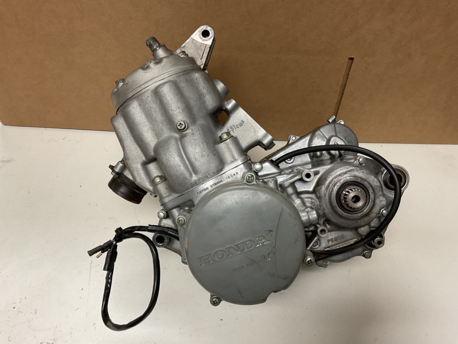 HONDA　Ｃ５０Ｅエンジン HONDA SUPER CUB C50, ENGINE ASSEMBLY, EURO 1 -AUMO - Let`s