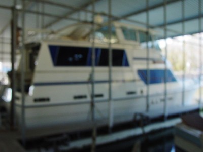 cabin cruiser 49 ft