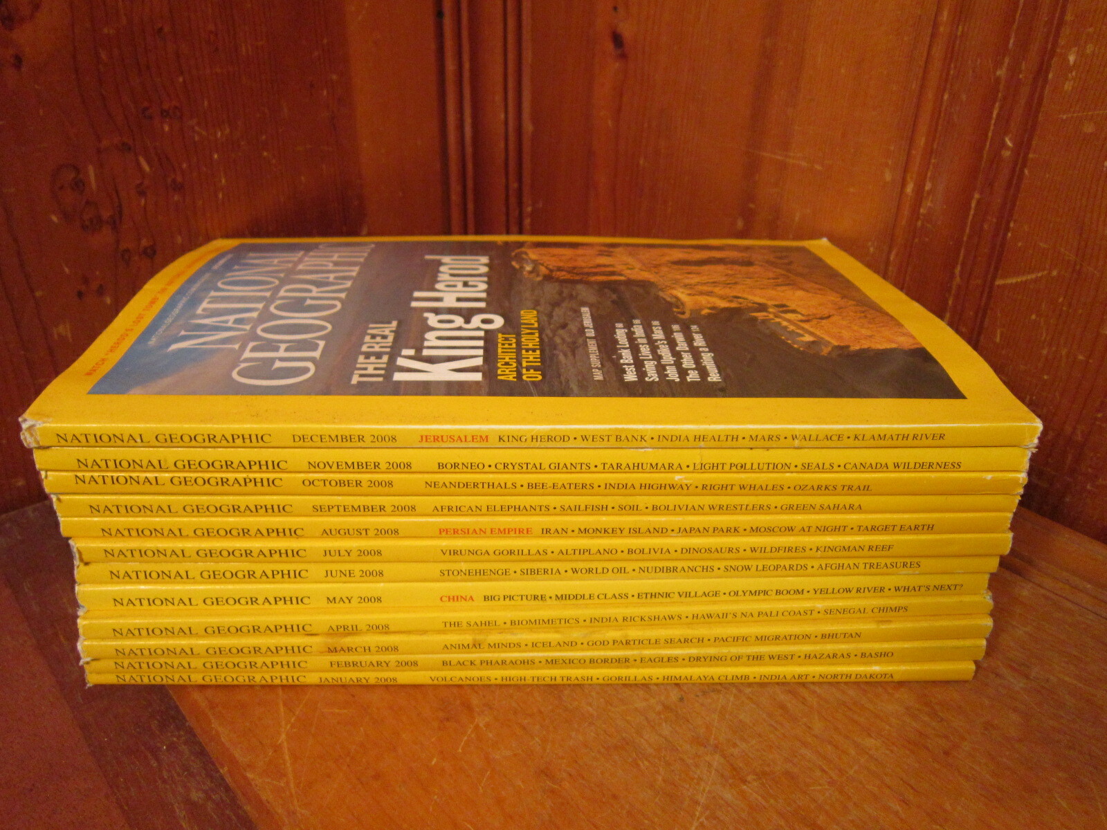 【レア】全85巻セット　ナショナルジオグラフィックビデオ　未開封25巻含む 12 Issues National Geographic Magazines 2008 Complete Full