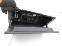 Mercedes W177 A250E 18-22 Handschuhfach Handschuhkasten Mercedes W177 A250E 18-22 26.03.2021 A1776801200 gebraucht Vorschau 4