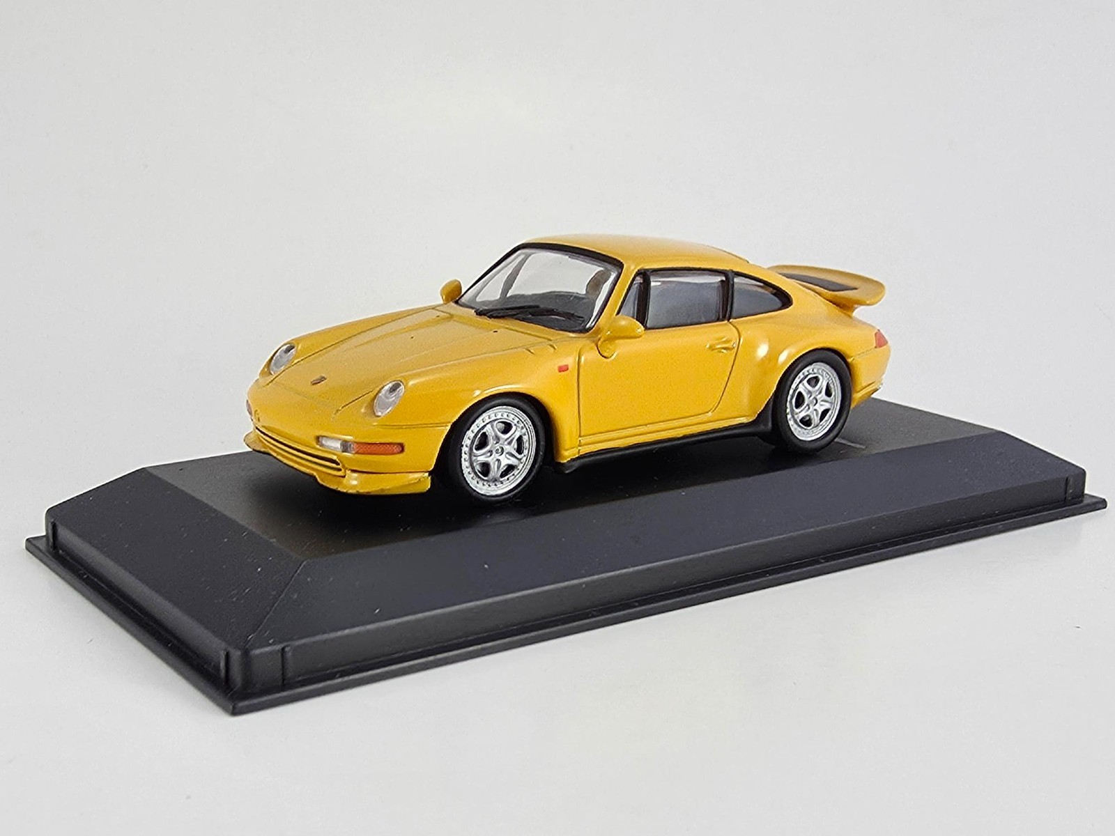 1/43 PORSCHE 911 （993) Turbo S / PMA Minichamps PMA 1:43-Scale Porsche 993 Carrera RS Yellow | MIB