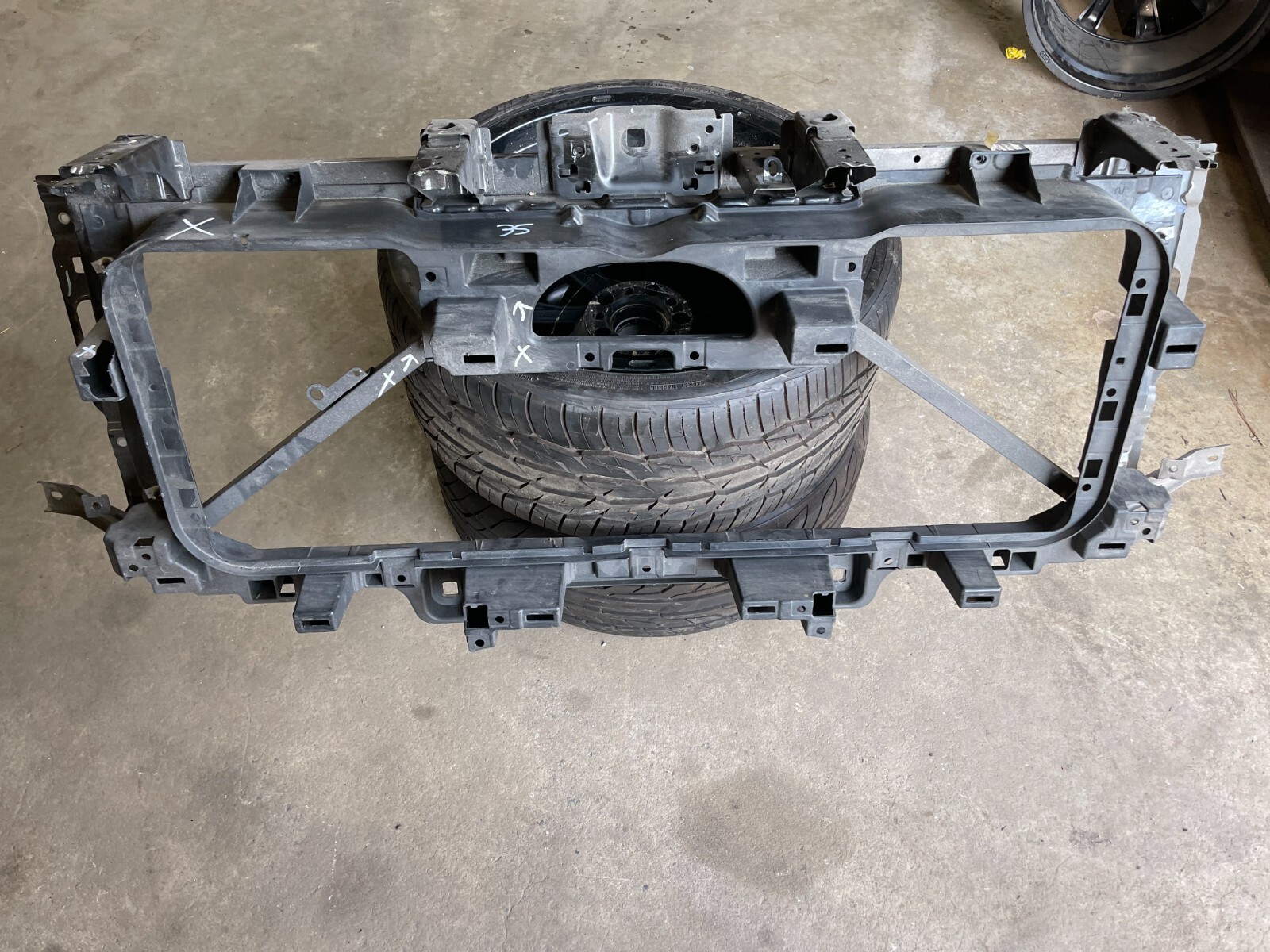 R＿gd NITTO Yukon Ridge Grappler A/T Tire 217160 (33