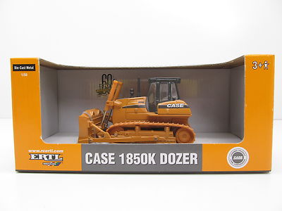 CASE 1850K DOZER / 1:50 Scale by ERTL