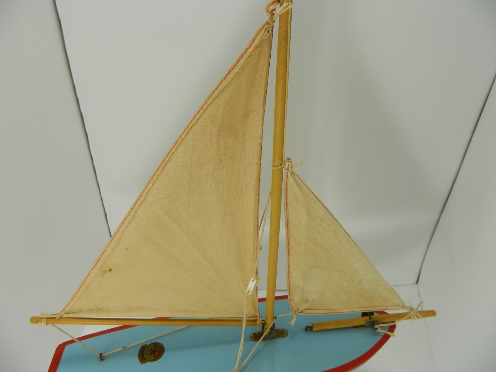 Vintage Star Yacht SY3 Red Sailboat Birkenhead Made In England Wooden Pond Boat