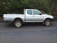 Mitsubishi L 200 club cab pickup, 2 door 4 work pickup