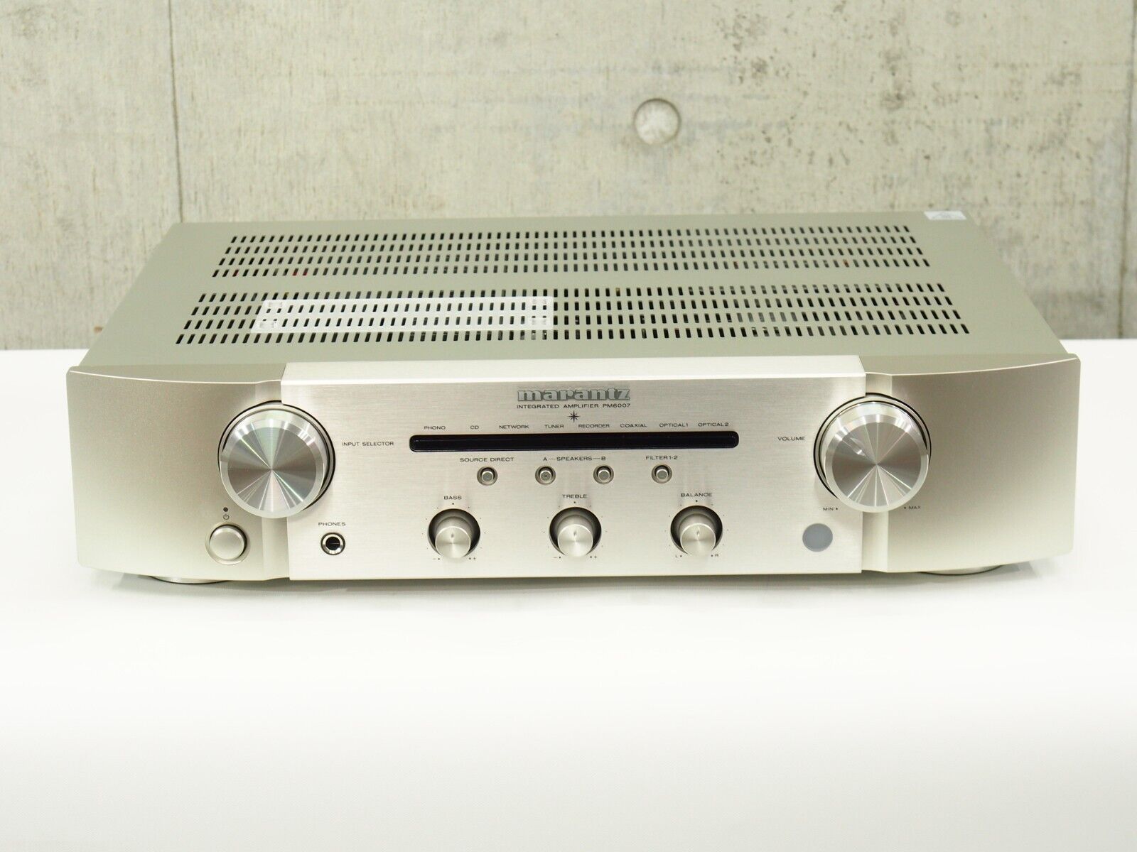 Marantz PM6007 Integrated Amplifier Digital Silver Gold 100V Marantz PM6007 Integrated Amplifier Digital Silver Gold 100V