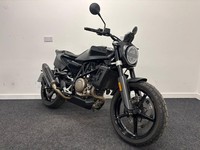 HUSQVARNA SVARTPILEN 701 ** 12 MONTHS MOT - FULL HISTORY - AKRA EXHAUST **
