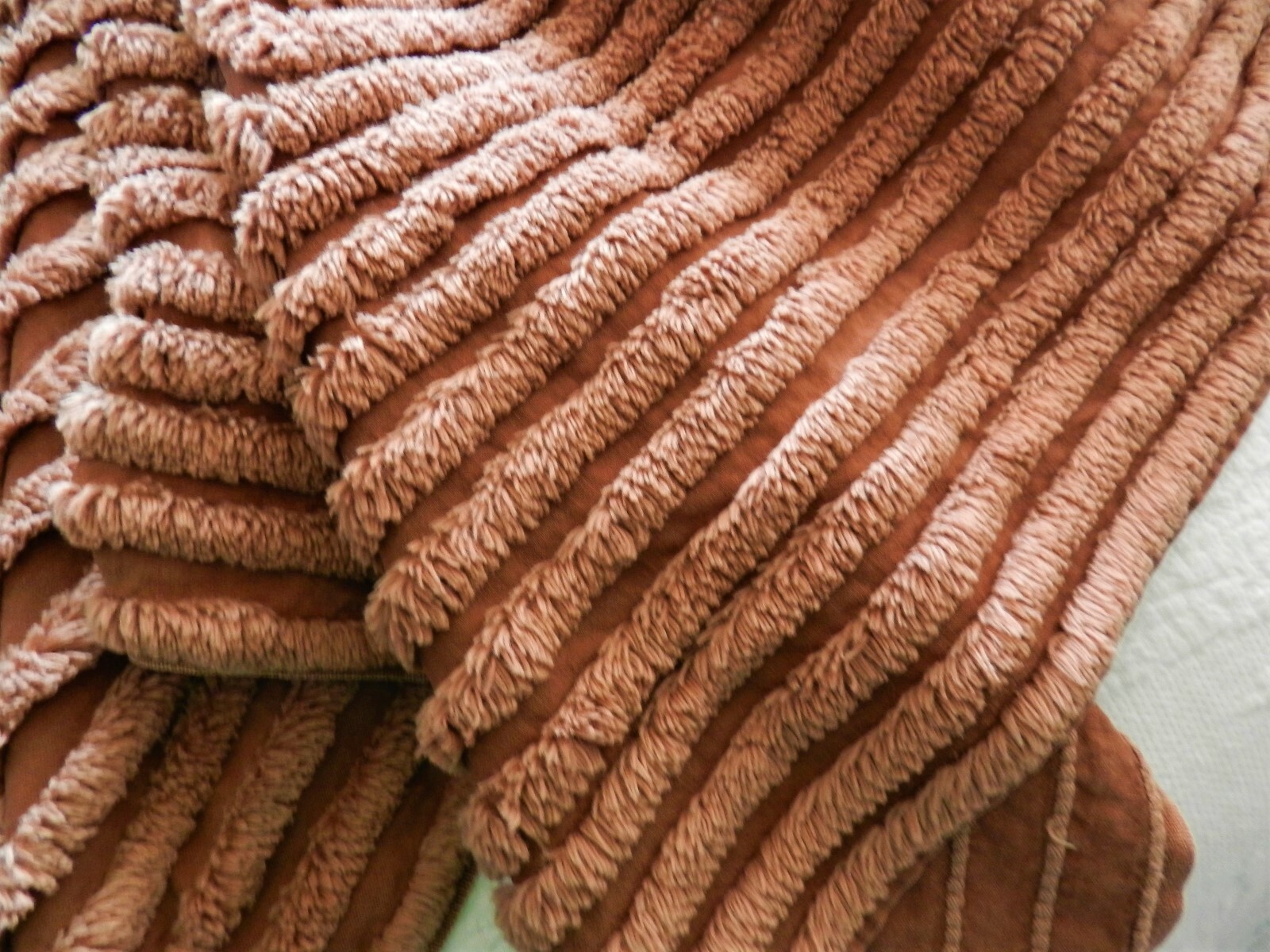 Plush Cocoa Heavy Chenille Full  Bedspread 90 x 105