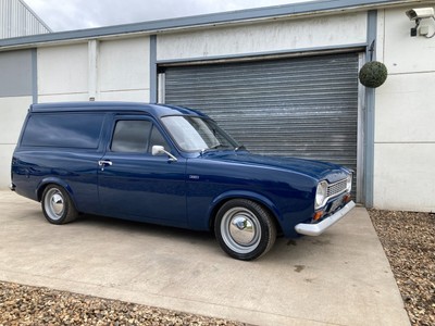 escort van mk1