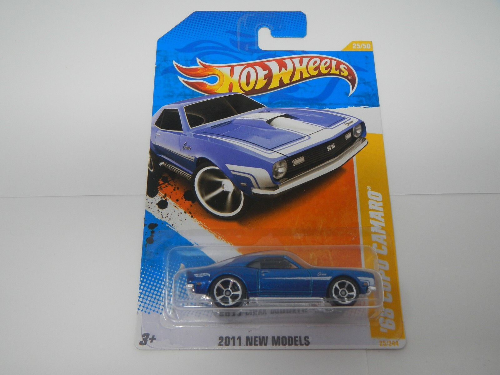 ミニカー HotWheels '68 COPO CAMARO Amazon.com: Hot Wheels '68 Copo Camaro, New Models 2011 25