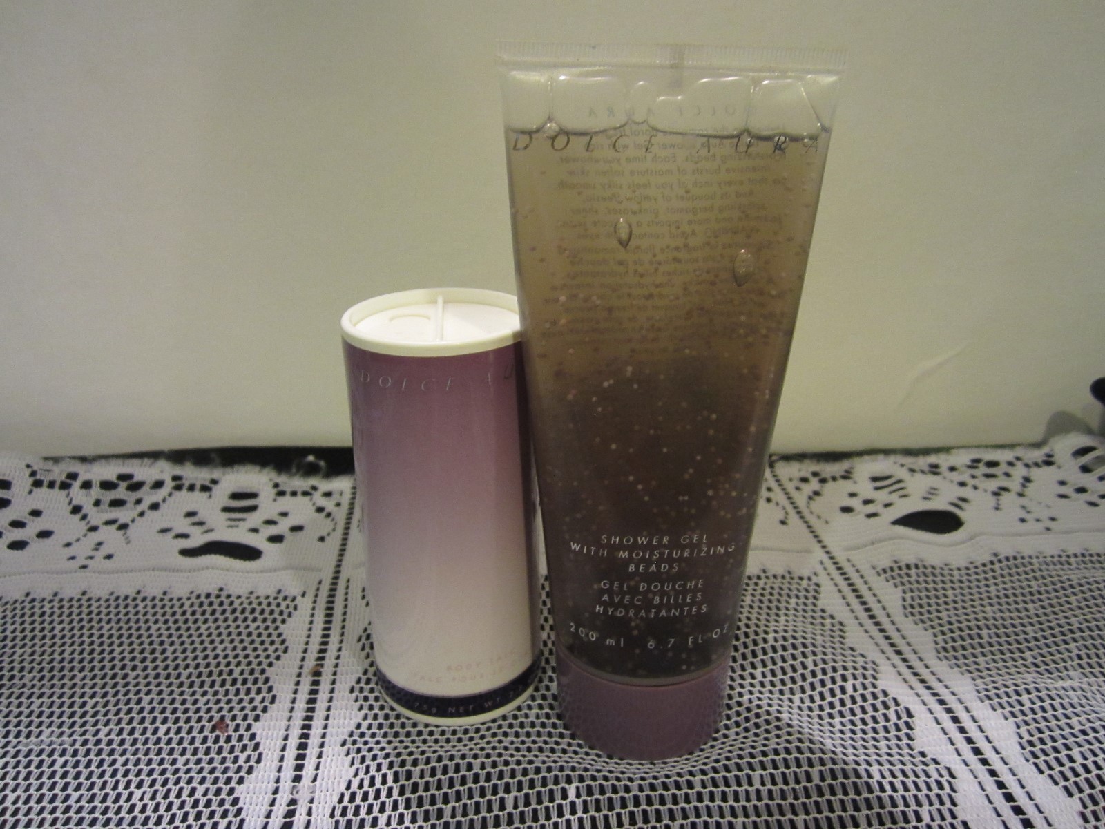 Avon DOLCE AURA  Shower Gel with moisturizing beads 6.7 fl oz & Body Talc 2.6oz