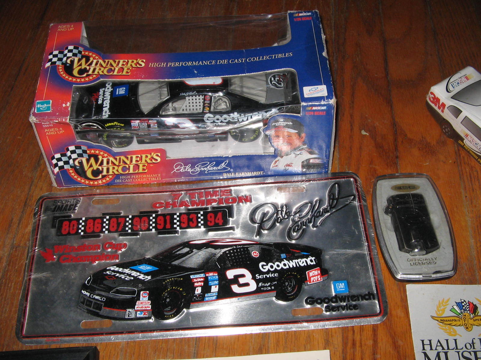Nascar memorabilia/Earnhardt/others