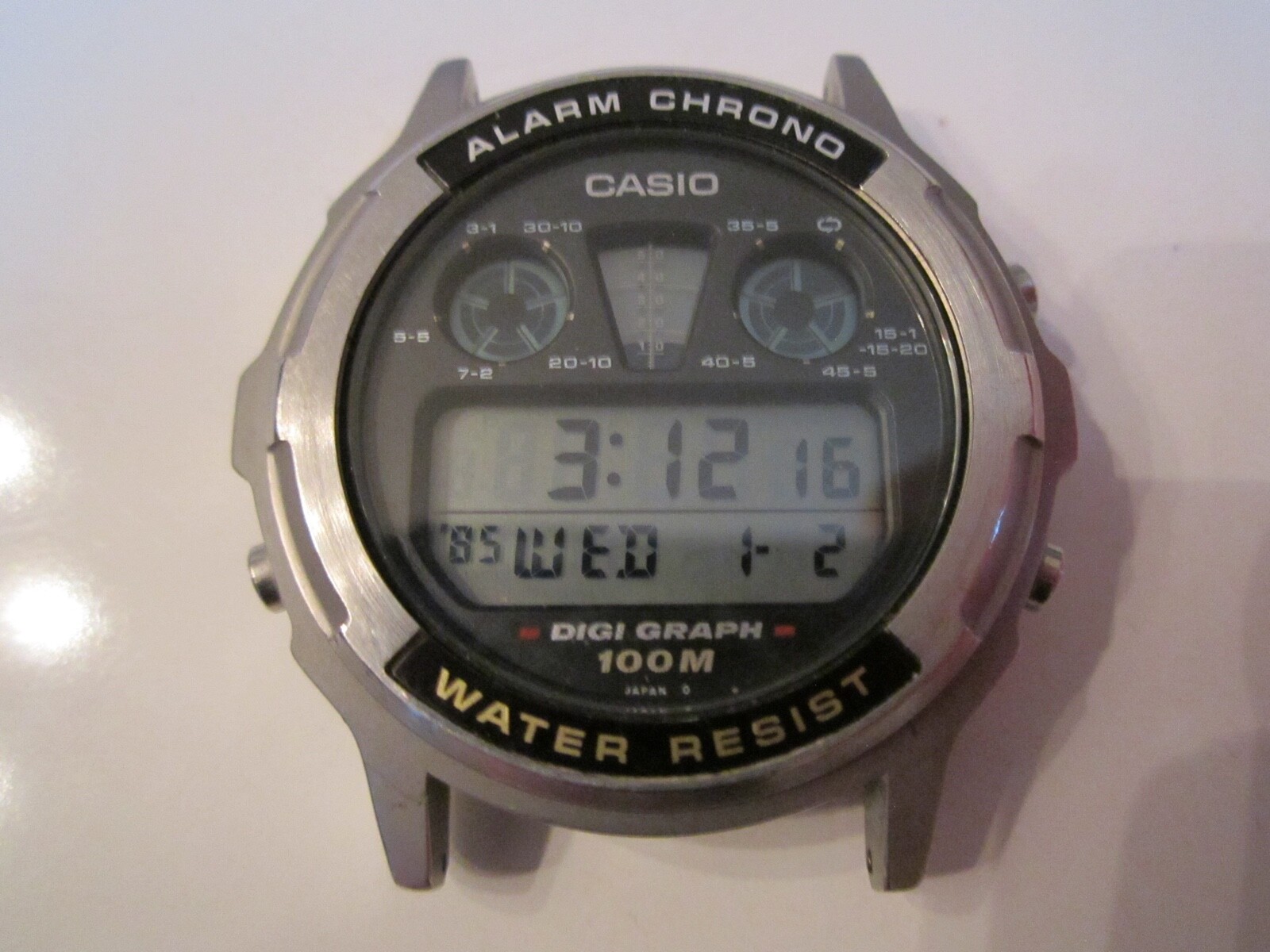 VINTAGE CASIO ALARM CHRONOGRAPH WATCH DIGI GRAPH DGW - 300