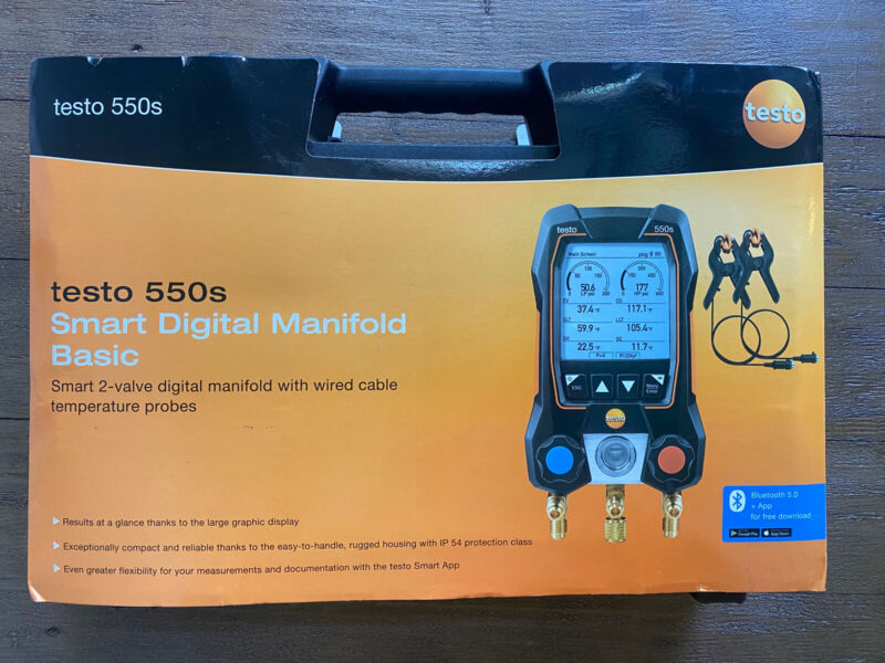 Testo 550s Basic Kit - Digital Manifold with 2 Way Valve, Wired Temperature Prob